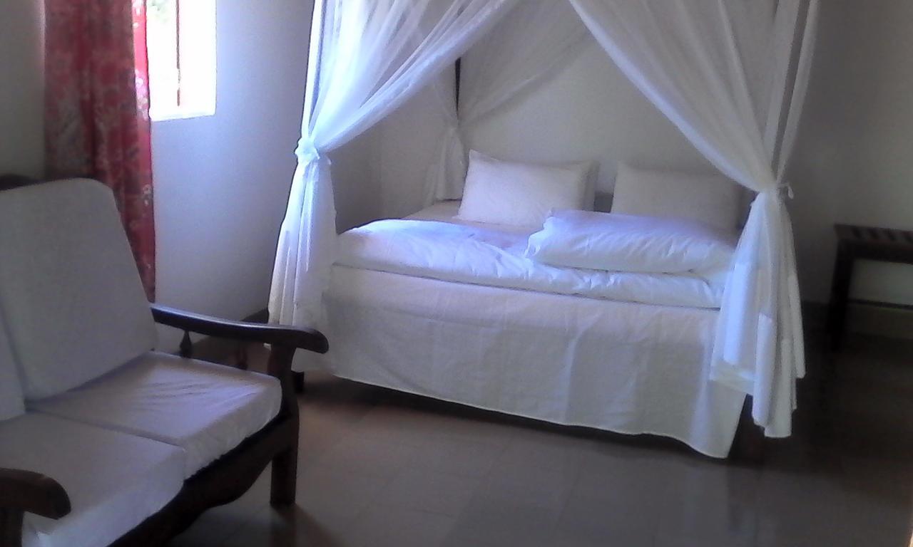 Chez Laurette Hotel Morombe Zewnętrze zdjęcie