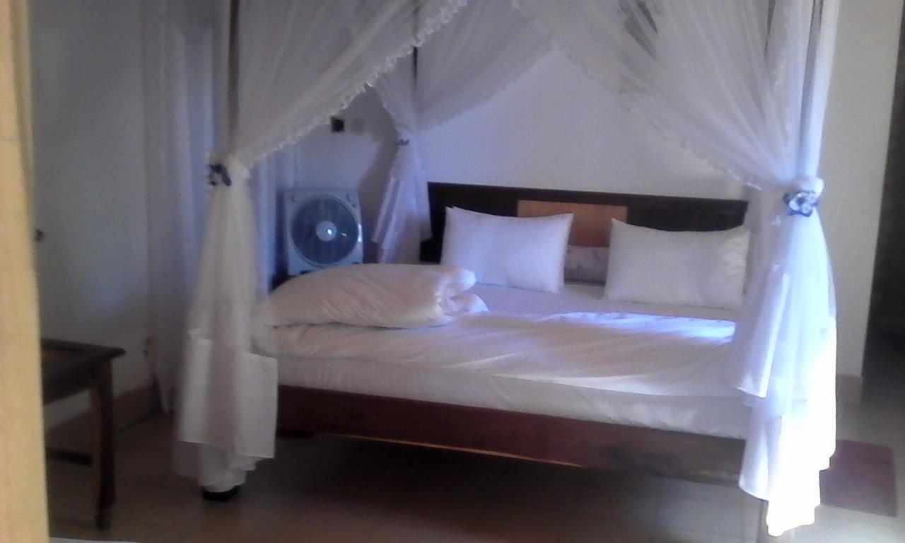 Chez Laurette Hotel Morombe Zewnętrze zdjęcie